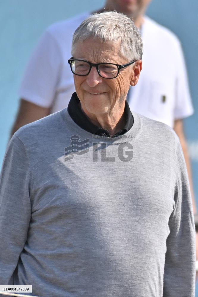 Bill Gates At Venice Airport - Italy