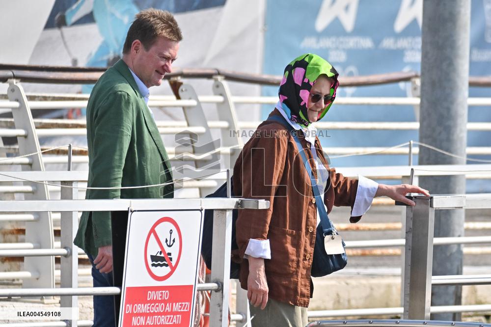 Paul Marshall At Venice Airport - Italy