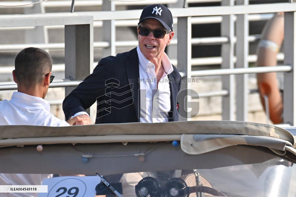 Tommy Hilfiger At Venice Airport - Italy