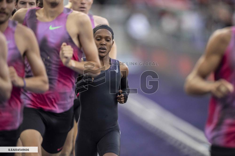 Kenya's Faith Kipyegon during the "Breaking4" event - Paris