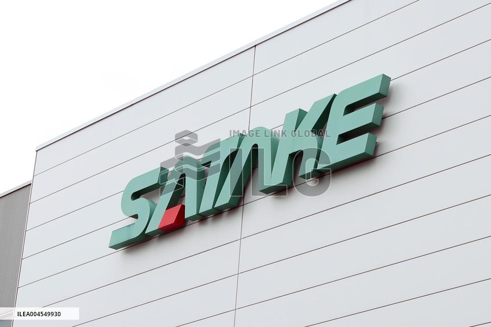 Satake Multimix signage and logo.
