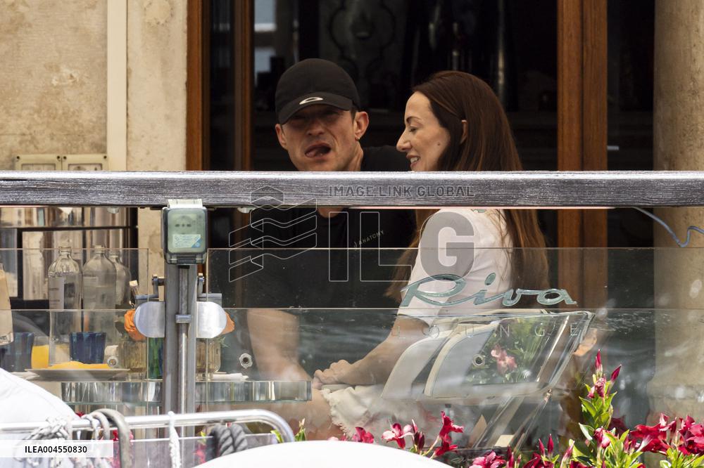 Orlando Bloom Having Breakfast At Gritti Hotel - Venice