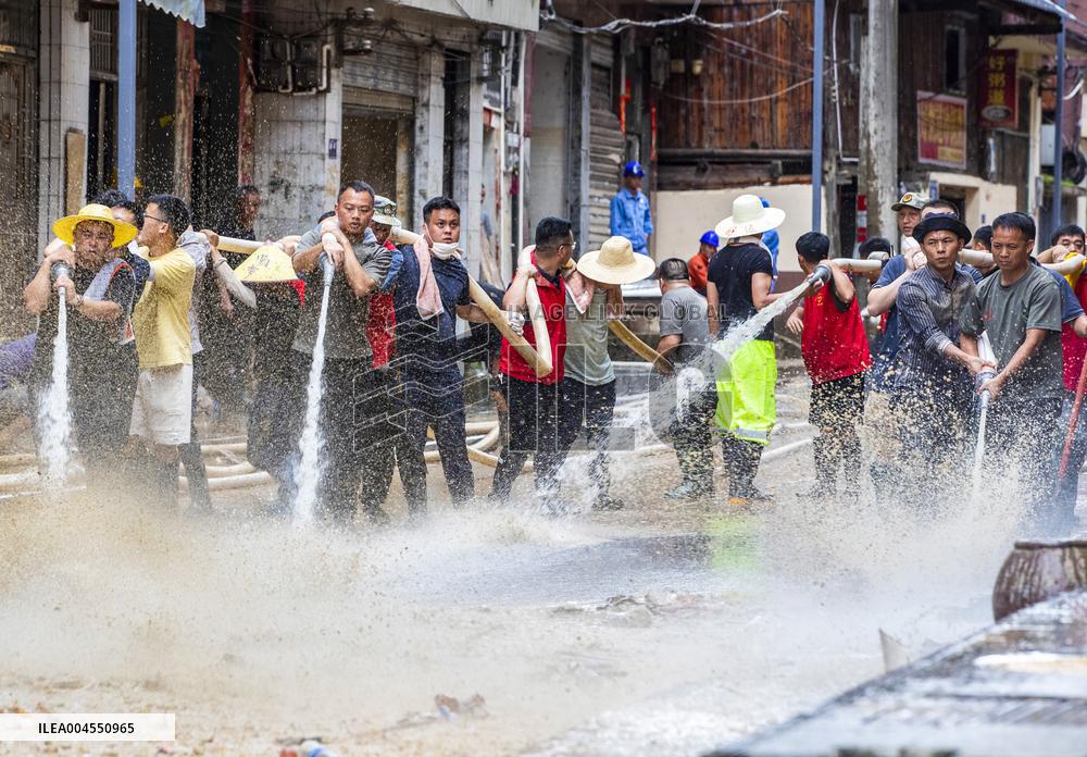 Post-disaster Reconstruction in Congjiang