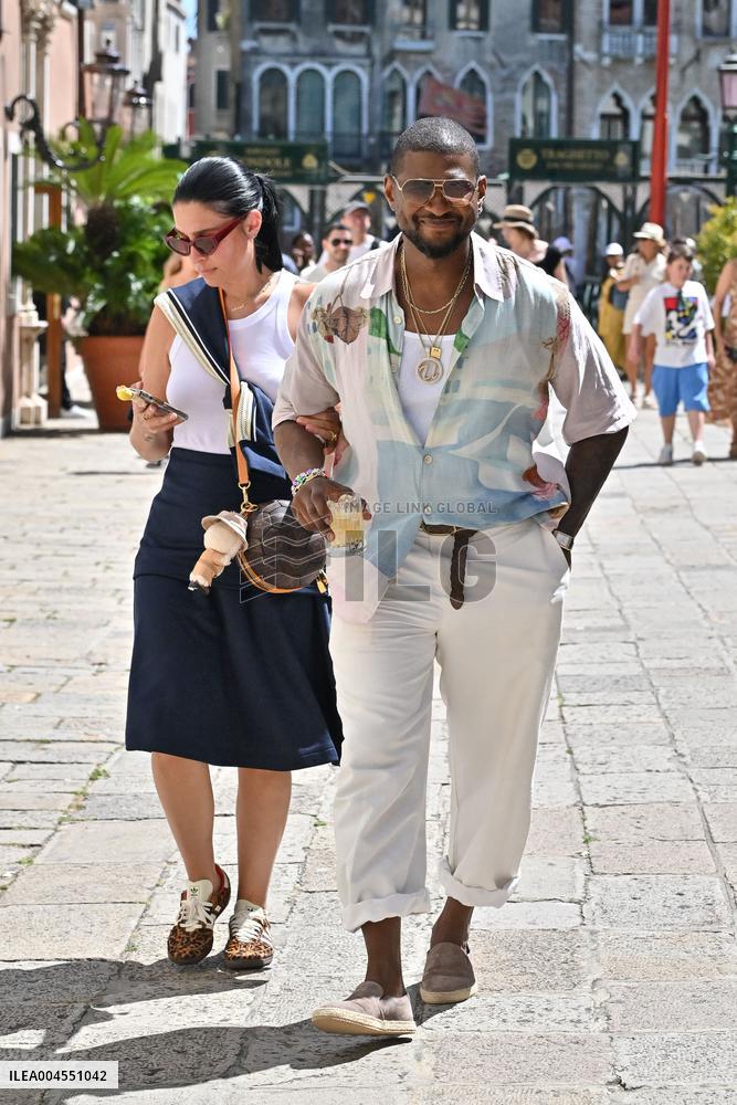 Usher Walking The Streets Of Venice