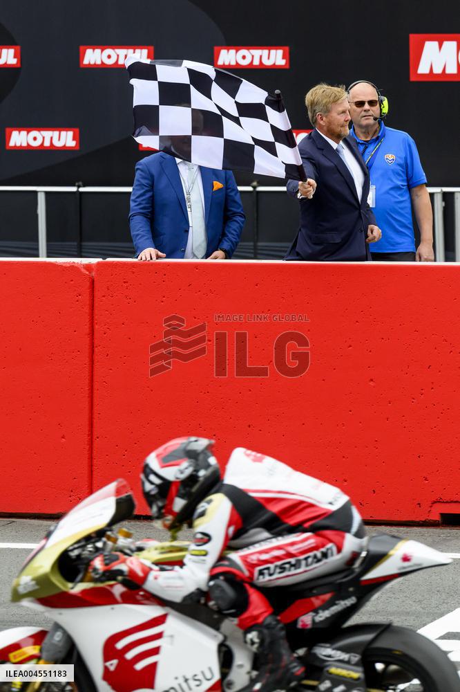 King Visits Training Day of 100-Year-Old TT - Netherlands