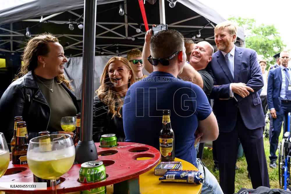 King Visits Training Day of 100-Year-Old TT - Netherlands