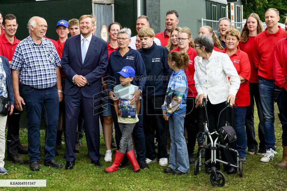 King Visits Training Day of 100-Year-Old TT - Netherlands