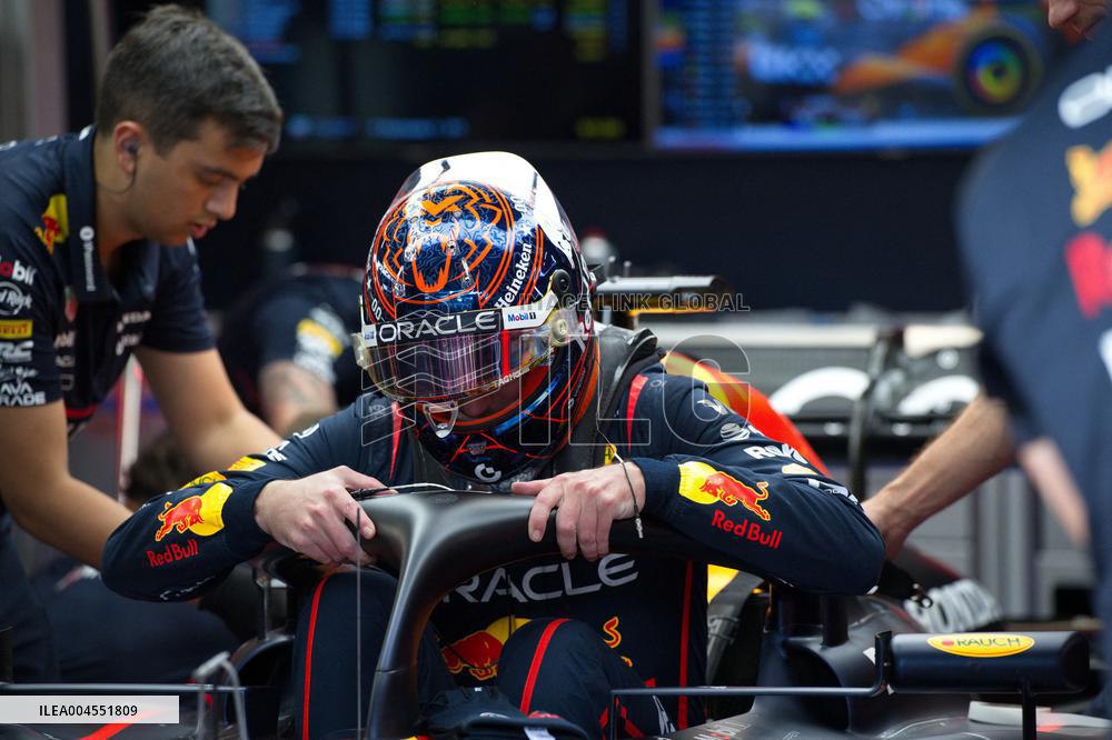 MOTORI - Formula 1 - MSC Cruises Austrian Grand Prix 2025 FP1& FP2 Pit Line