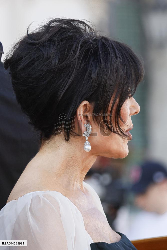 Celebs On Their Way To Bezos-Sanchez Wedding - Venice