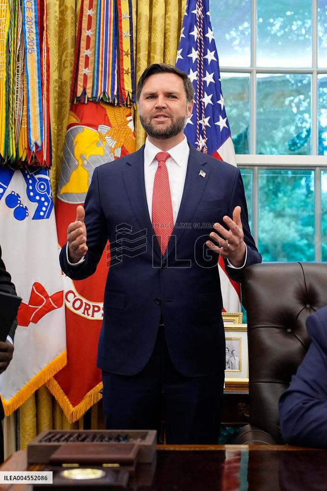 Trump Meets Congo And Rwanda Officials Following Peace Agreement - Washington