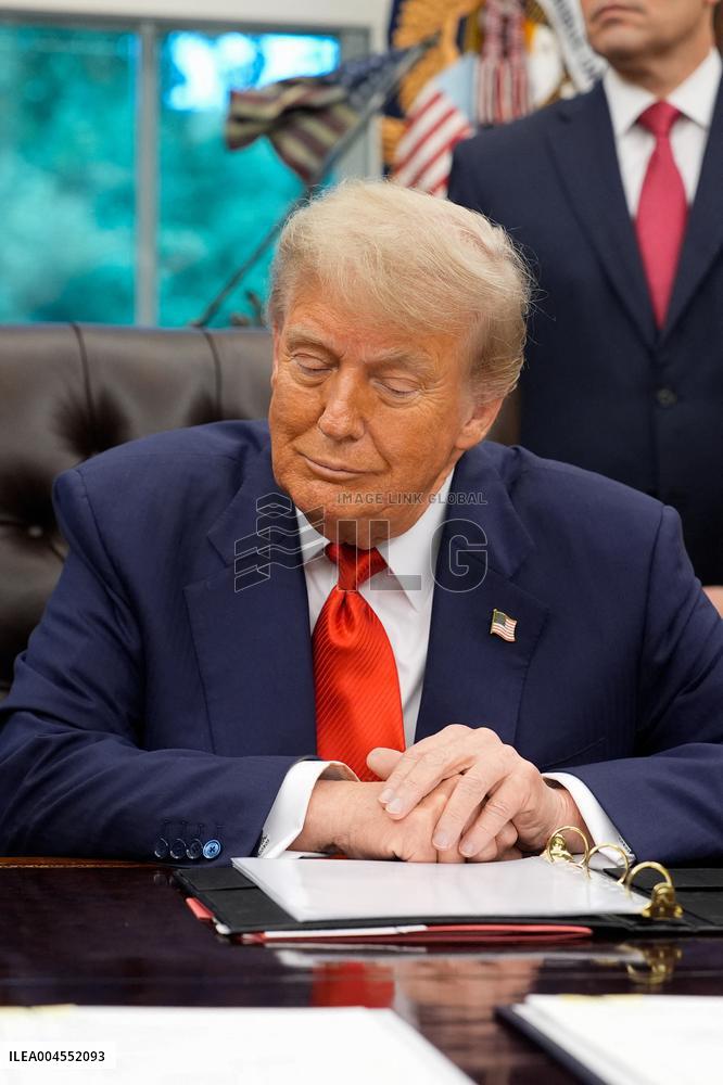 Trump Meets Congo And Rwanda Officials Following Peace Agreement - Washington