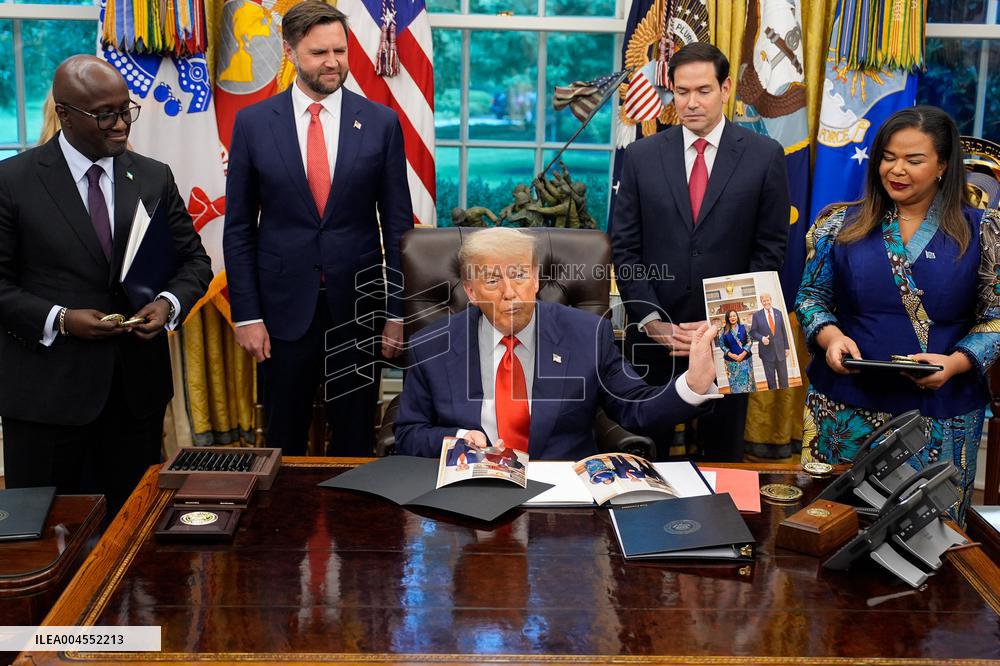 Trump Meets Congo And Rwanda Officials Following Peace Agreement - Washington