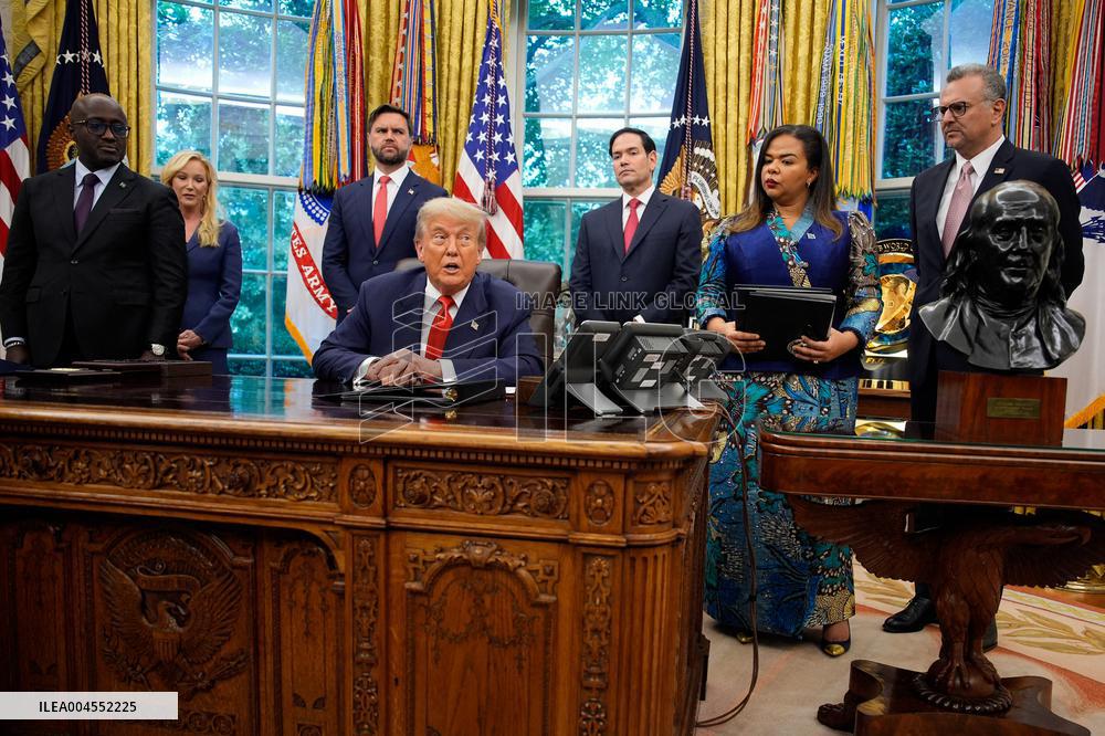 Trump Meets Congo And Rwanda Officials Following Peace Agreement - Washington