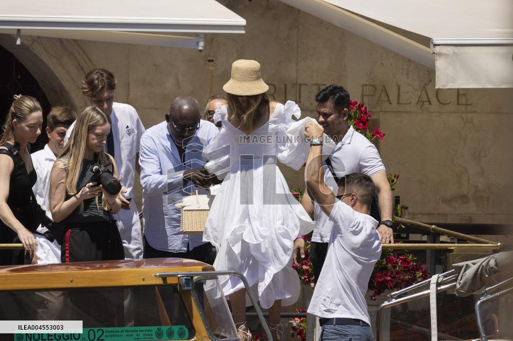 Guests at the Wedding of Jeff Bezos and Lauren Sanchez - Venice