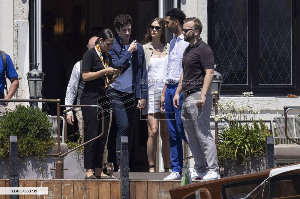 Pregnant  Karlie Kloss, Joshua Kushner leave St Regis Hotel - Venice