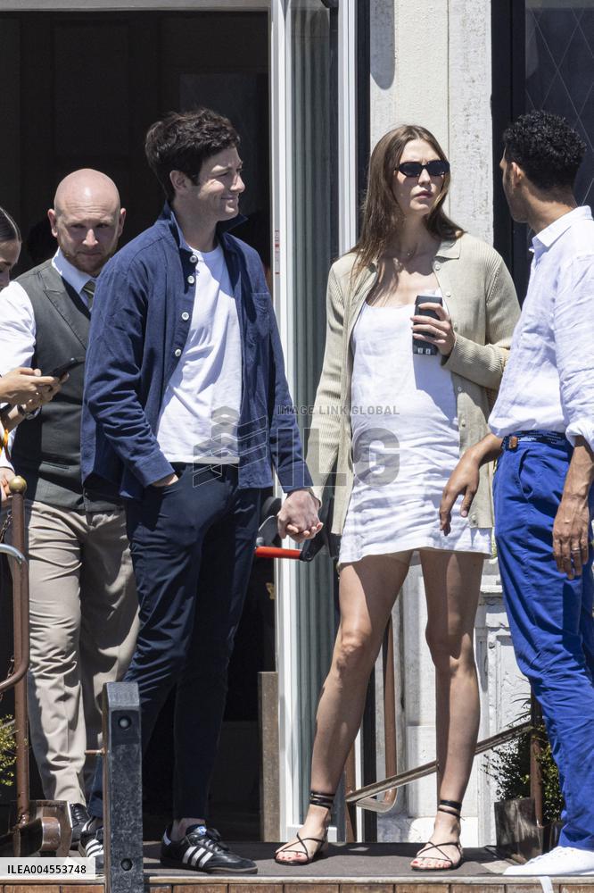 Pregnant  Karlie Kloss, Joshua Kushner leave St Regis Hotel - Venice