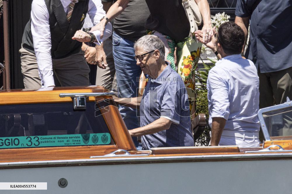 Bill Gates and friends leave St Regis Hotel in Venice