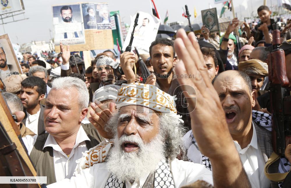 Rally In Support Of Gaza And Iran - Yemen