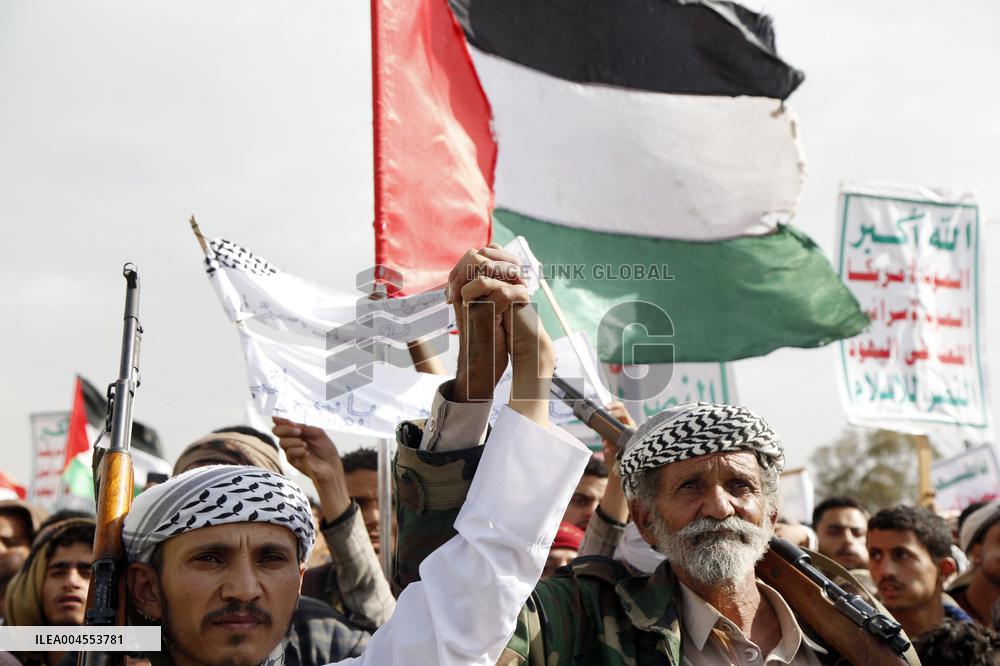 Rally In Support Of Gaza And Iran - Yemen