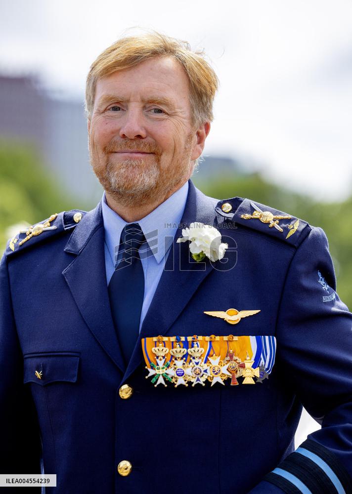King Willem Alexander At The Veterans Day - The Hague