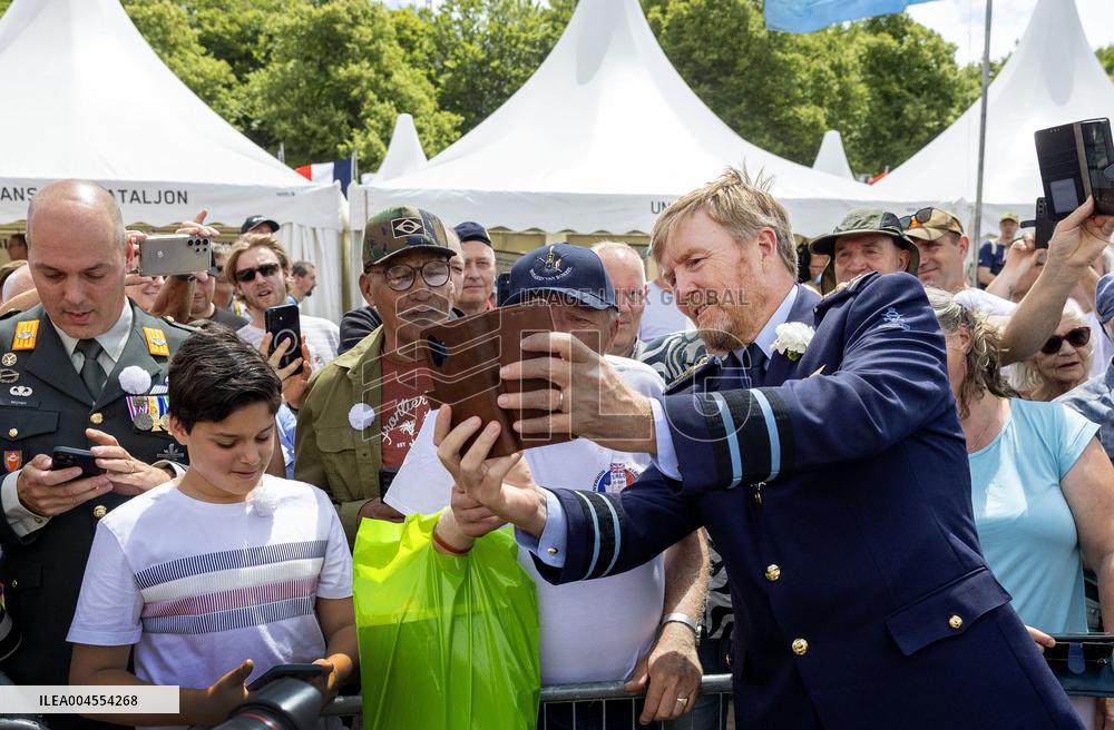King Willem Alexander At The Veterans Day - The Hague