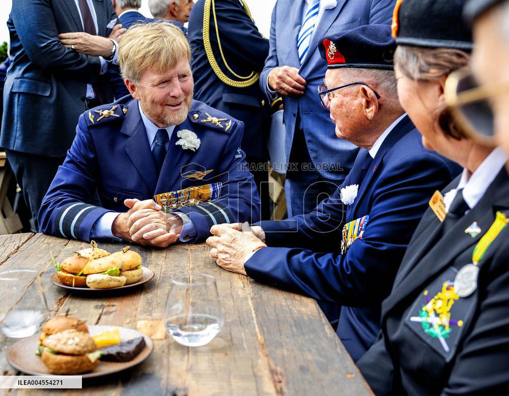 King Willem Alexander At The Veterans Day - The Hague