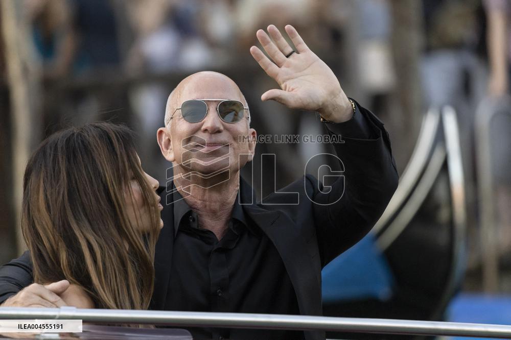 Jeff Bezos and Lauren Sanchez Leaves The Hotel - Venice