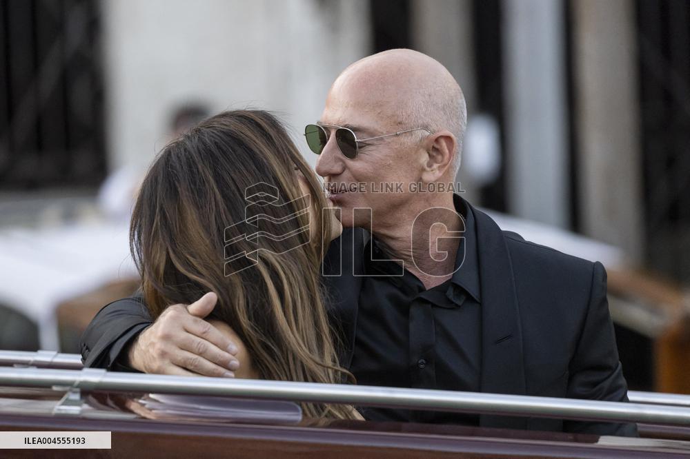 Jeff Bezos and Lauren Sanchez Leaves The Hotel - Venice
