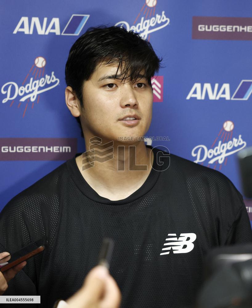 Baseball: Dodgers vs. Royals