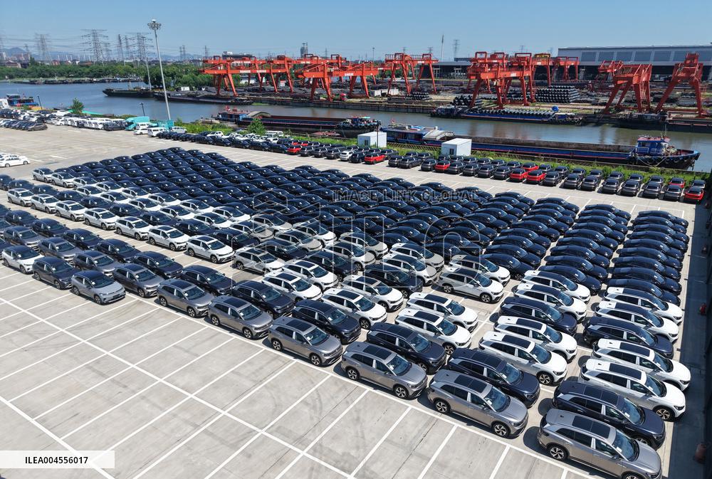 Chinese Made New Energy Vehicles Export