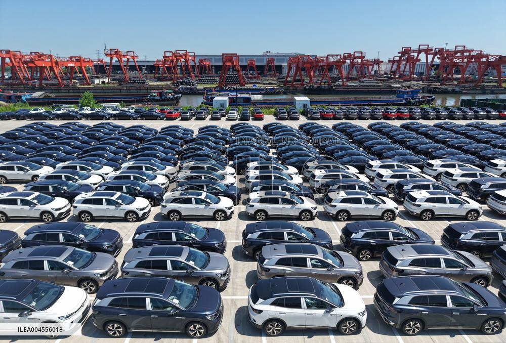 Chinese Made New Energy Vehicles Export