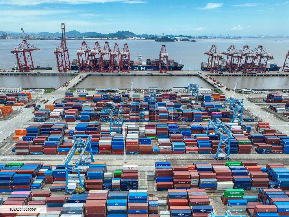 China Zhejiang Zhoushan Port Container Trade
