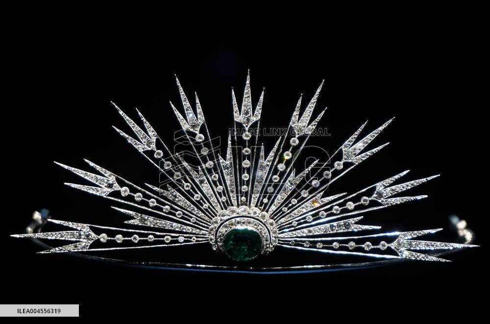 Century Treasures Art Exhibition in Hangzhou