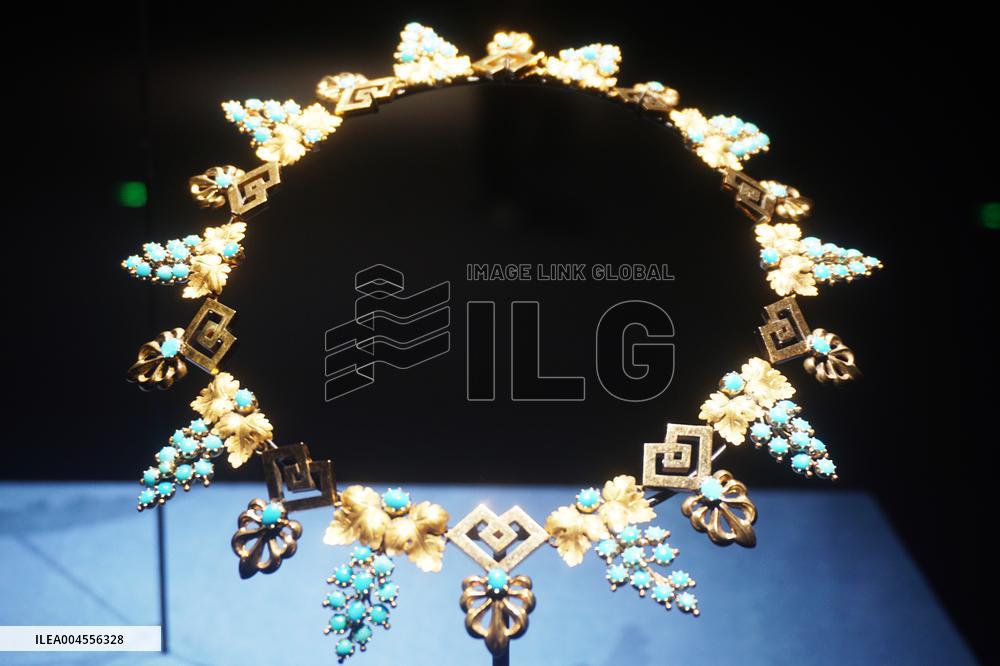 Century Treasures Art Exhibition in Hangzhou