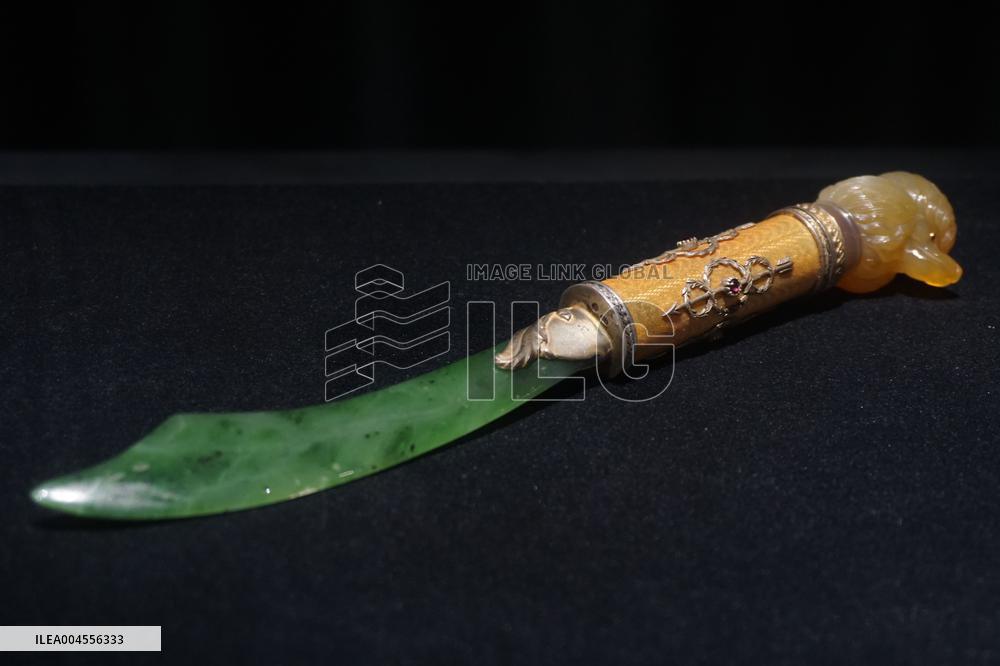 Century Treasures Art Exhibition in Hangzhou