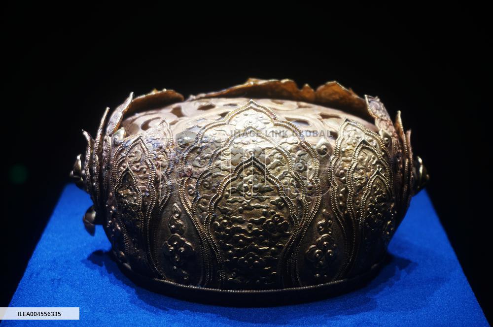 Century Treasures Art Exhibition in Hangzhou