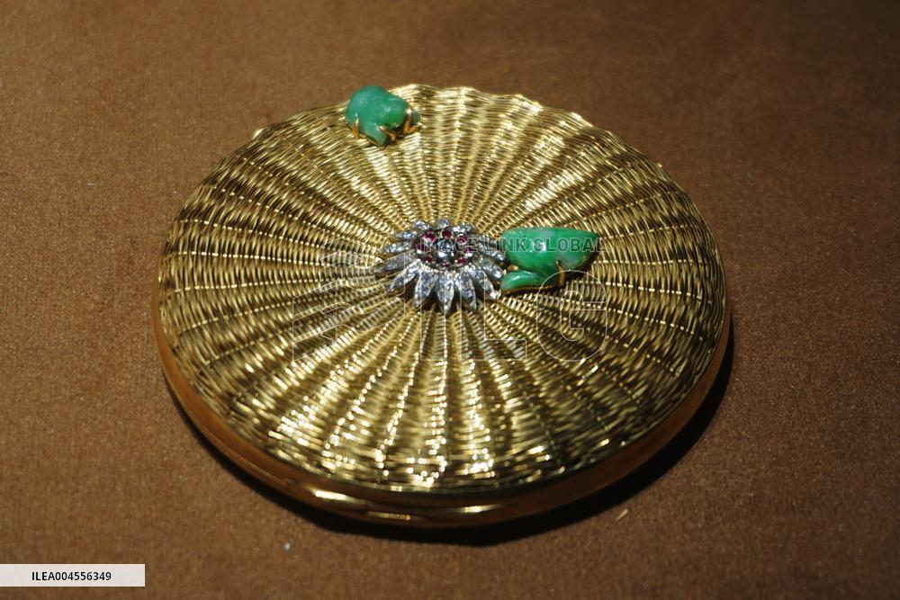 Century Treasures Art Exhibition in Hangzhou