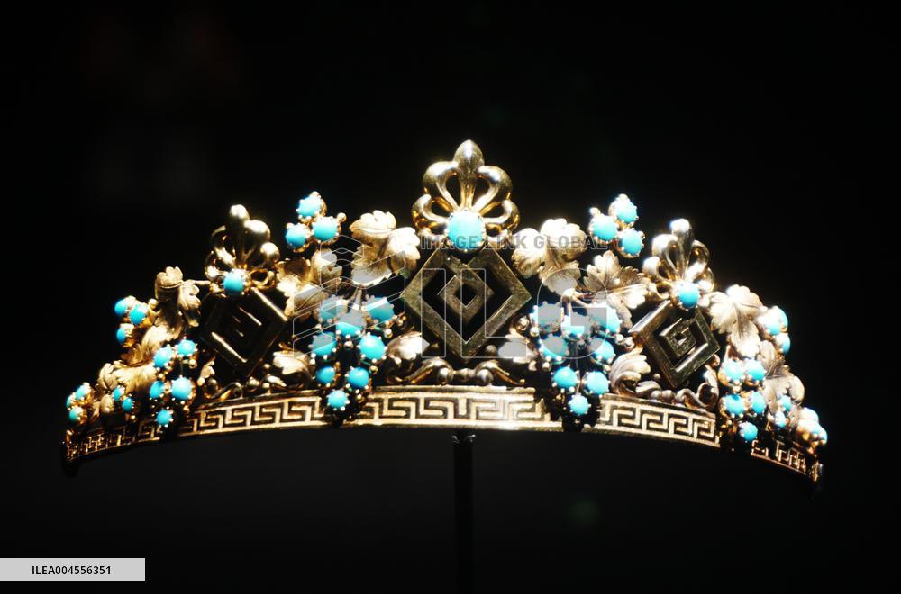 Century Treasures Art Exhibition in Hangzhou