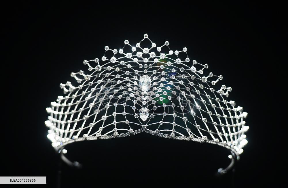 Century Treasures Art Exhibition in Hangzhou