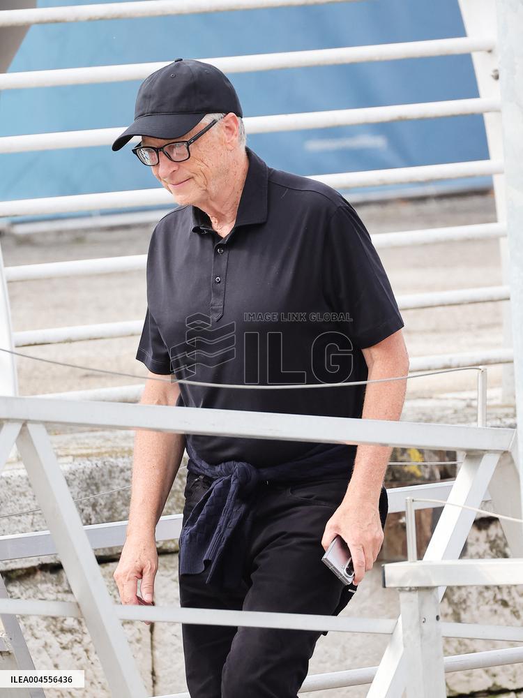 The Bezos Wedding - Bill Gates Departure