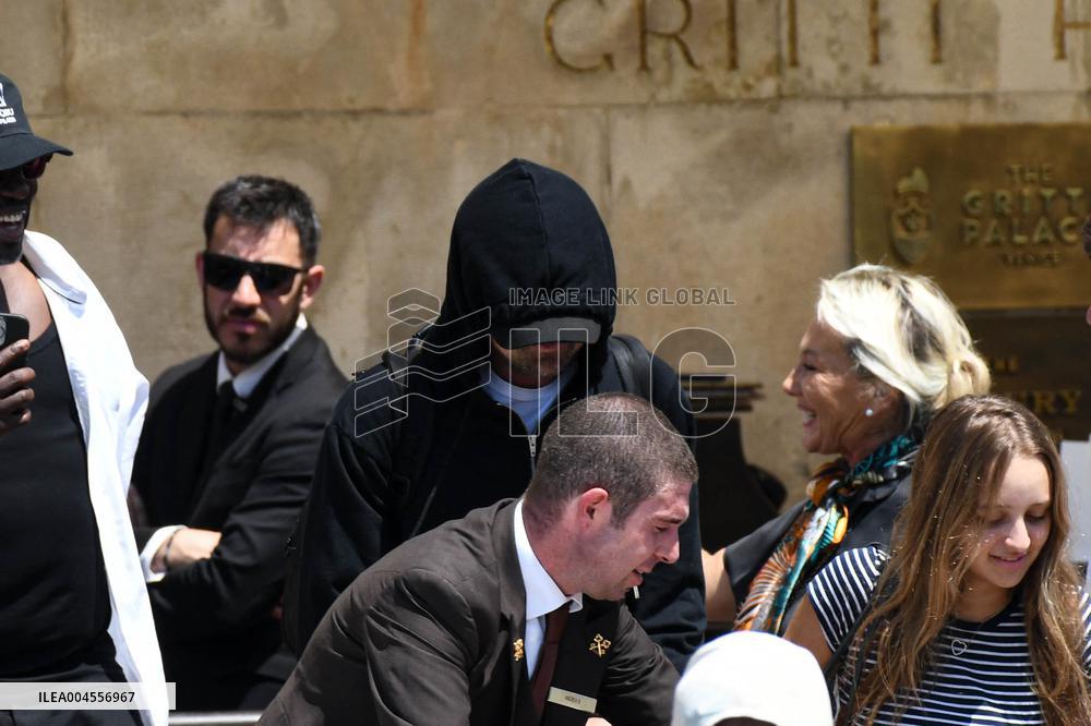 Leonardo DiCaprio leave Gritti Hotel in Venice