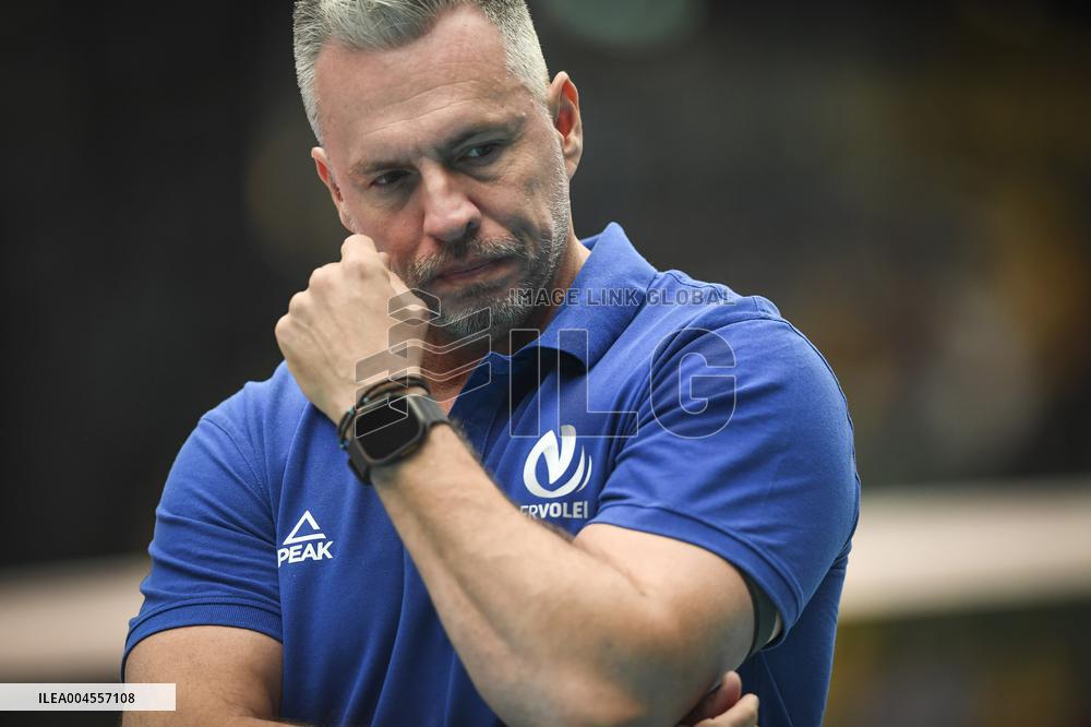 GOLDEN LEAGUE ROMANIA-SWEDEN