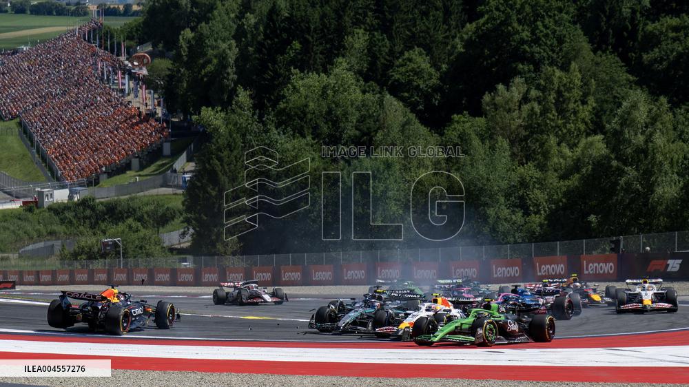 Crash Between Antonelli vs. Verstappen - Formula 1 - MSC Cruises Austrian Grand Prix 2025