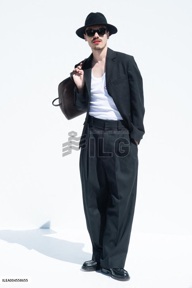 PFW Jacquemus Photocall