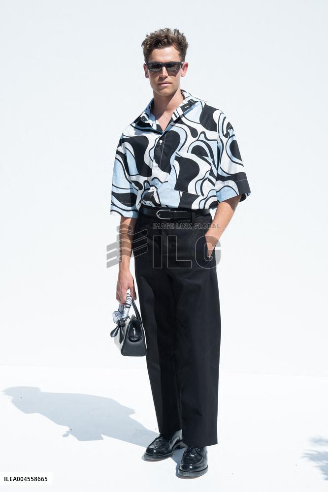 PFW Jacquemus Photocall