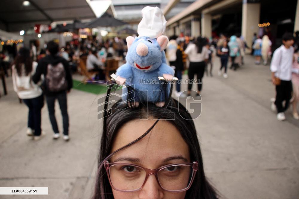 Cosplay and Movie Fans take part during Comicon Bogota 2025