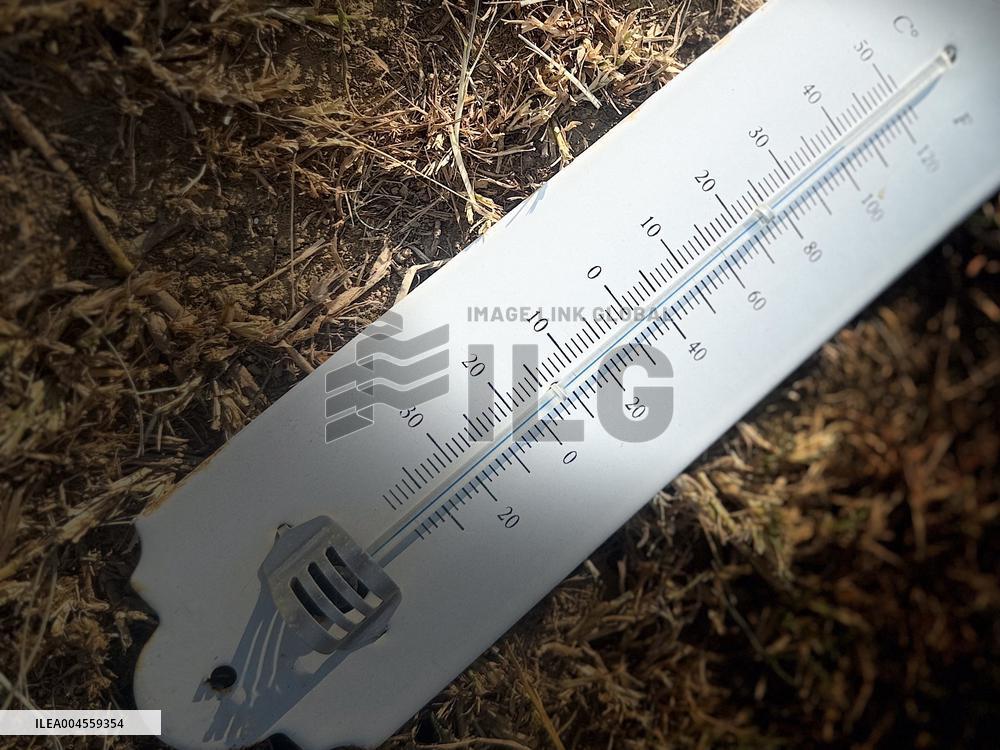 Illustration Of The Heatwave - France