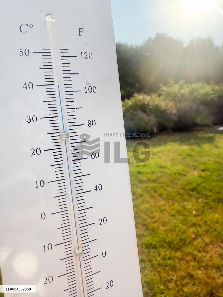 Illustration Of The Heatwave - France