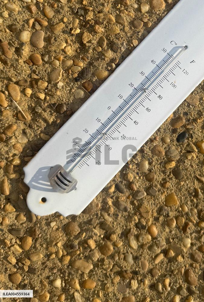 Illustration Of The Heatwave - France