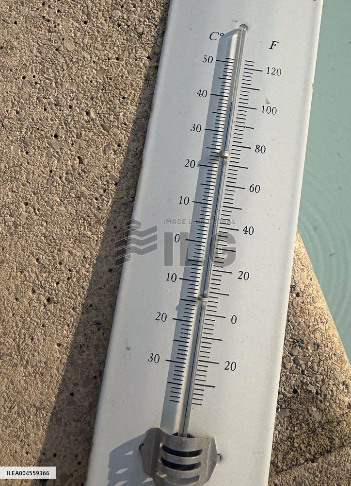 Illustration Of The Heatwave - France